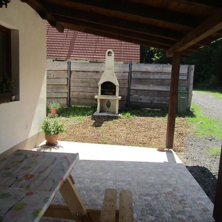 Villa Rekreacni Dum V Brdech Pod Svatou Annou Ohrazenice  Exterior foto