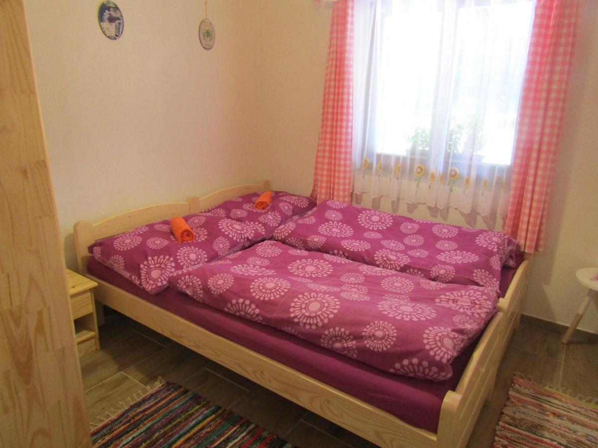 Villa Rekreacni Dum V Brdech Pod Svatou Annou Ohrazenice  Exterior foto